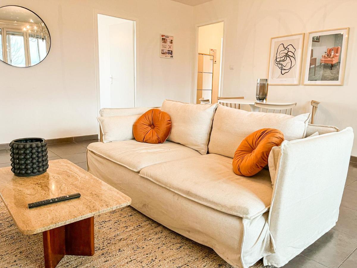 Suite Fanette Vénissieux 外观 照片