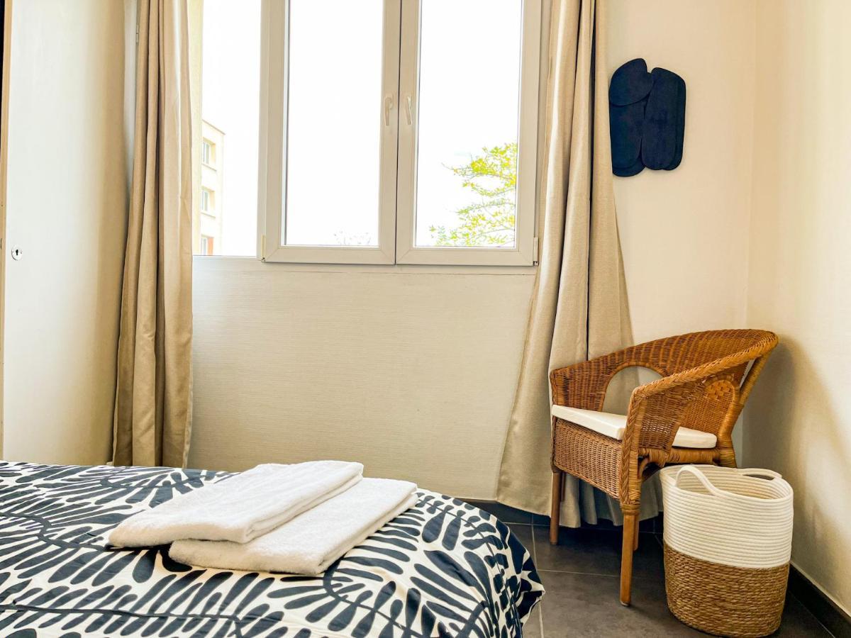 Suite Fanette Vénissieux 外观 照片
