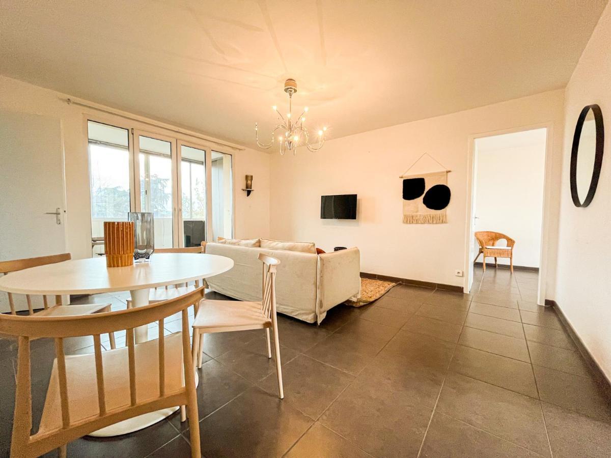 Suite Fanette Vénissieux 外观 照片